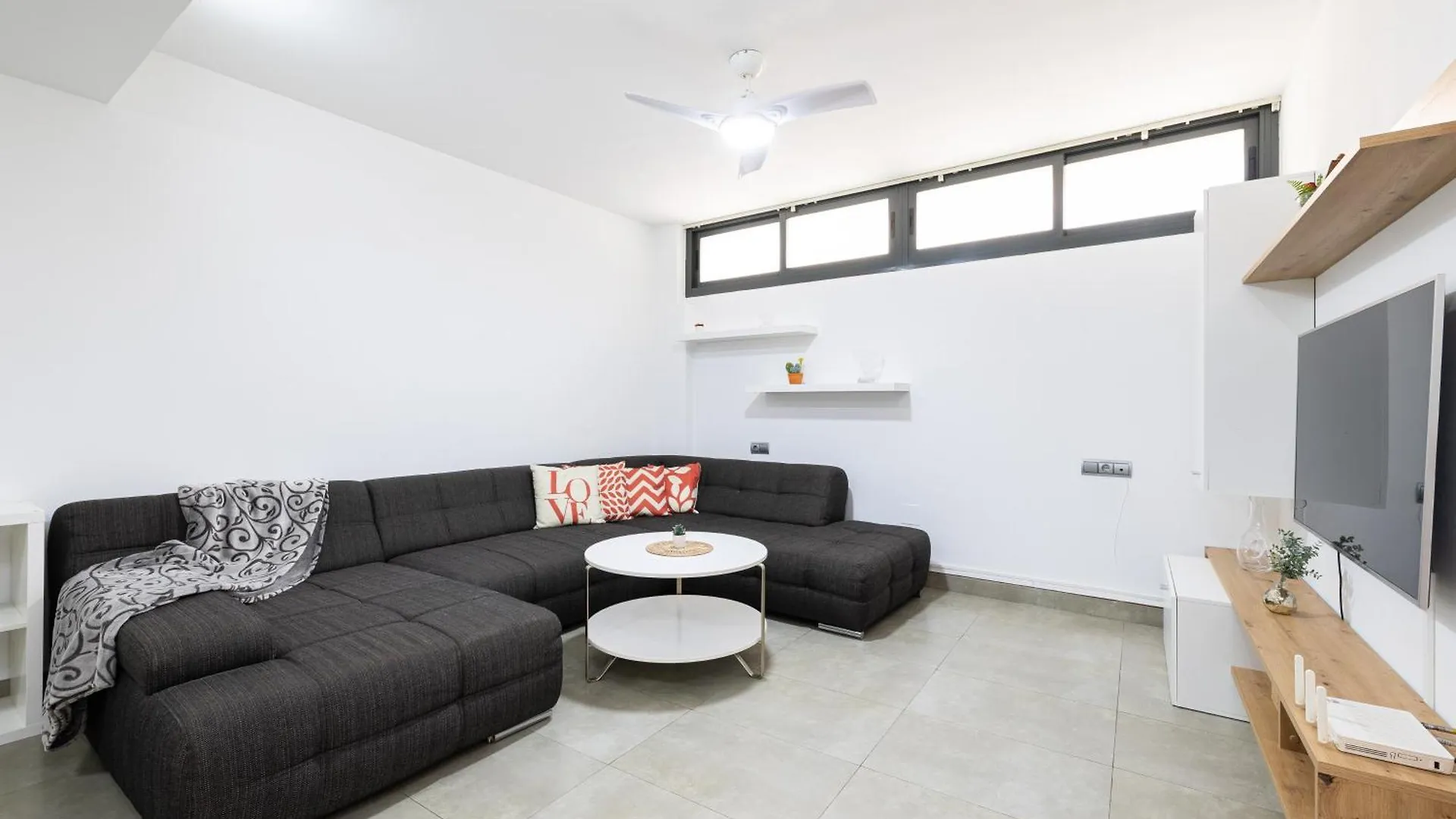 Holidays2Malaga Picasso Area Apartment  Malaga